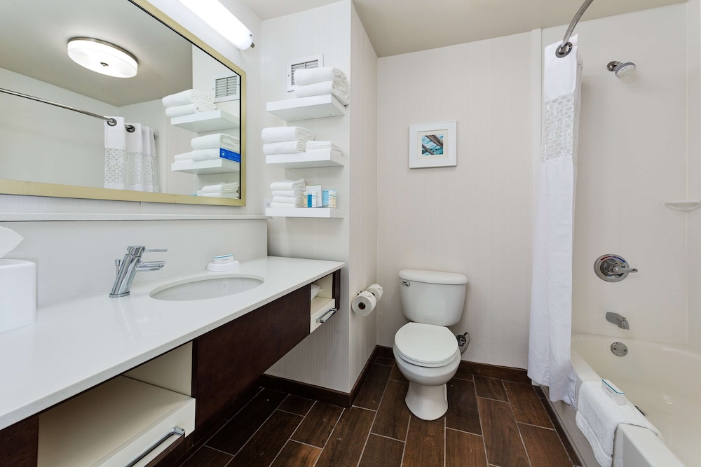 Hampton Inn Niceville Eglin Air Force Base - photo 15