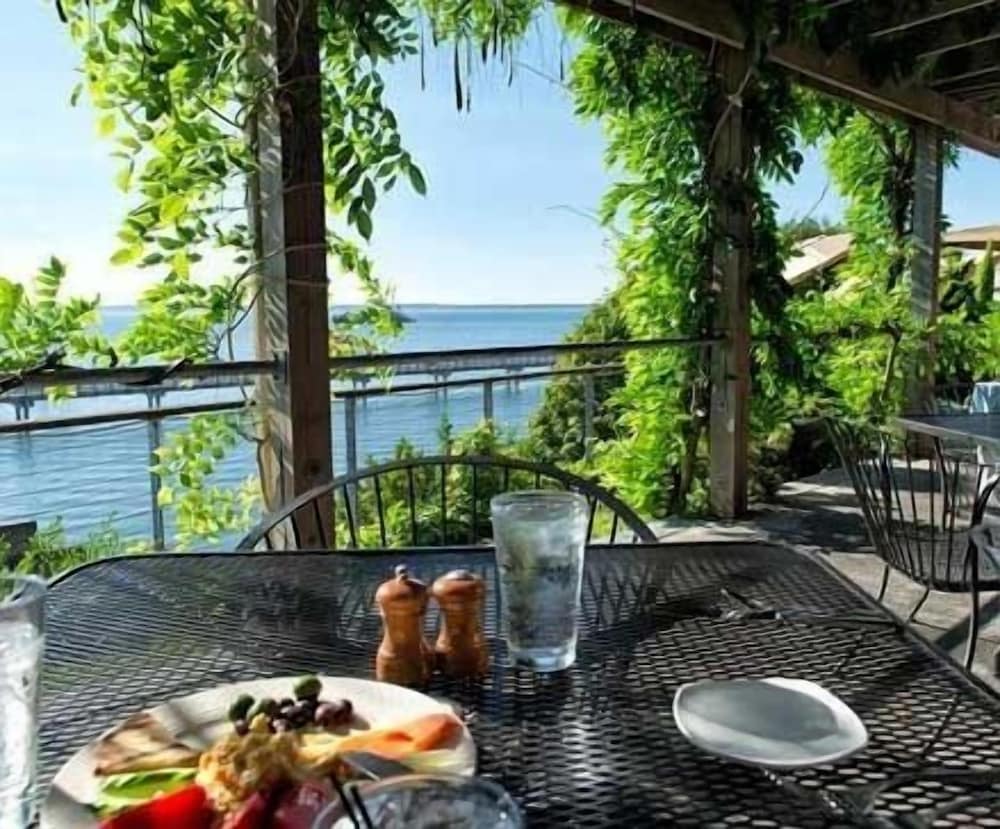 Chrysalis Inn & Spa Bellingham Curio Collection by Hilton - photo 30
