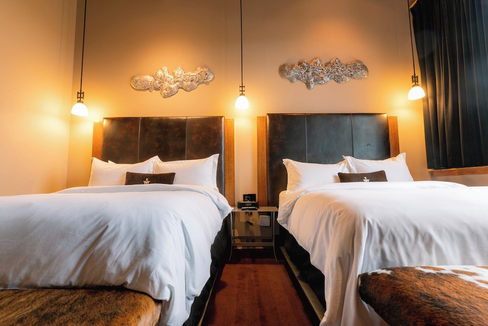 The Iron Horse Hotel - photo 42