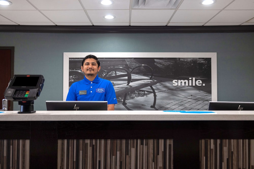 Hampton Inn & Suites Galveston - photo 2