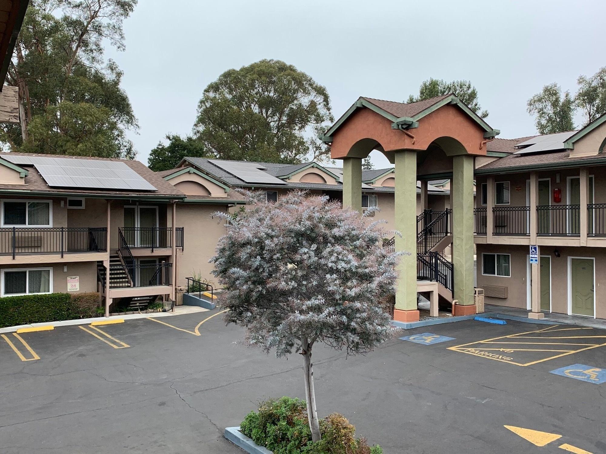 Olive Tree Inn & Suites by Howard Johnson WYNDHAM — hotel in San Luis Obispo