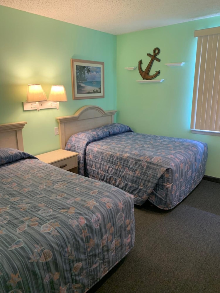 Roman Holiday Motel - photo 10