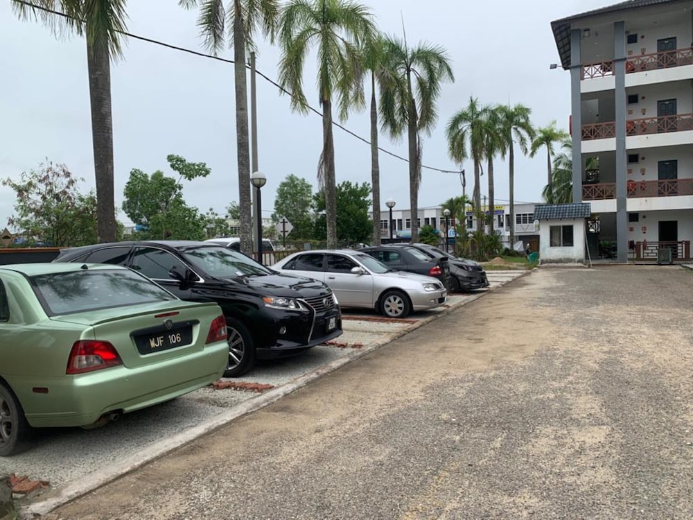 Super OYO Capital O 90146 Alh Continental Resort — Mentekab — photo 3