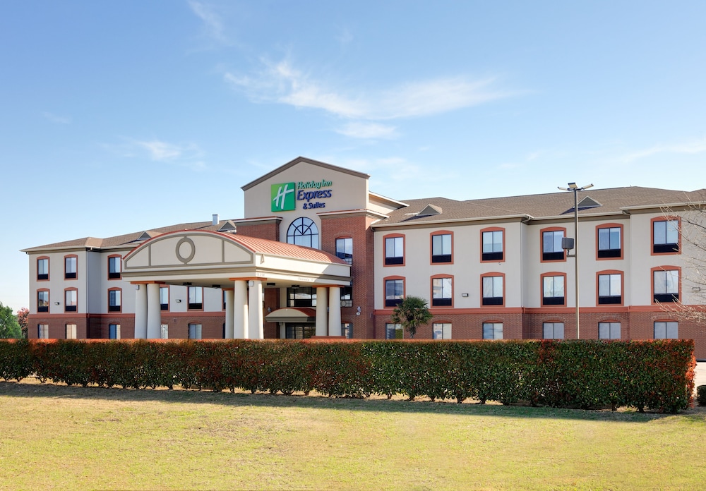 Holiday Inn Express & Suites Burleson Ft. Worth by IHG — hotel in Burleson