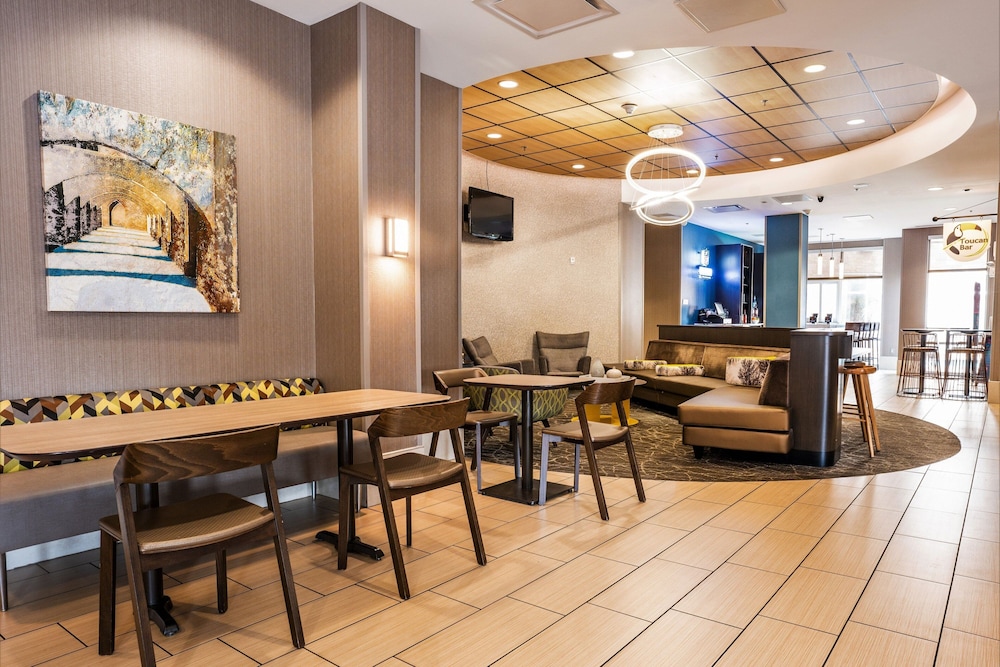 SpringHill Suites by Marriott San Antonio Alamo Plaza Convention Center - photo 3