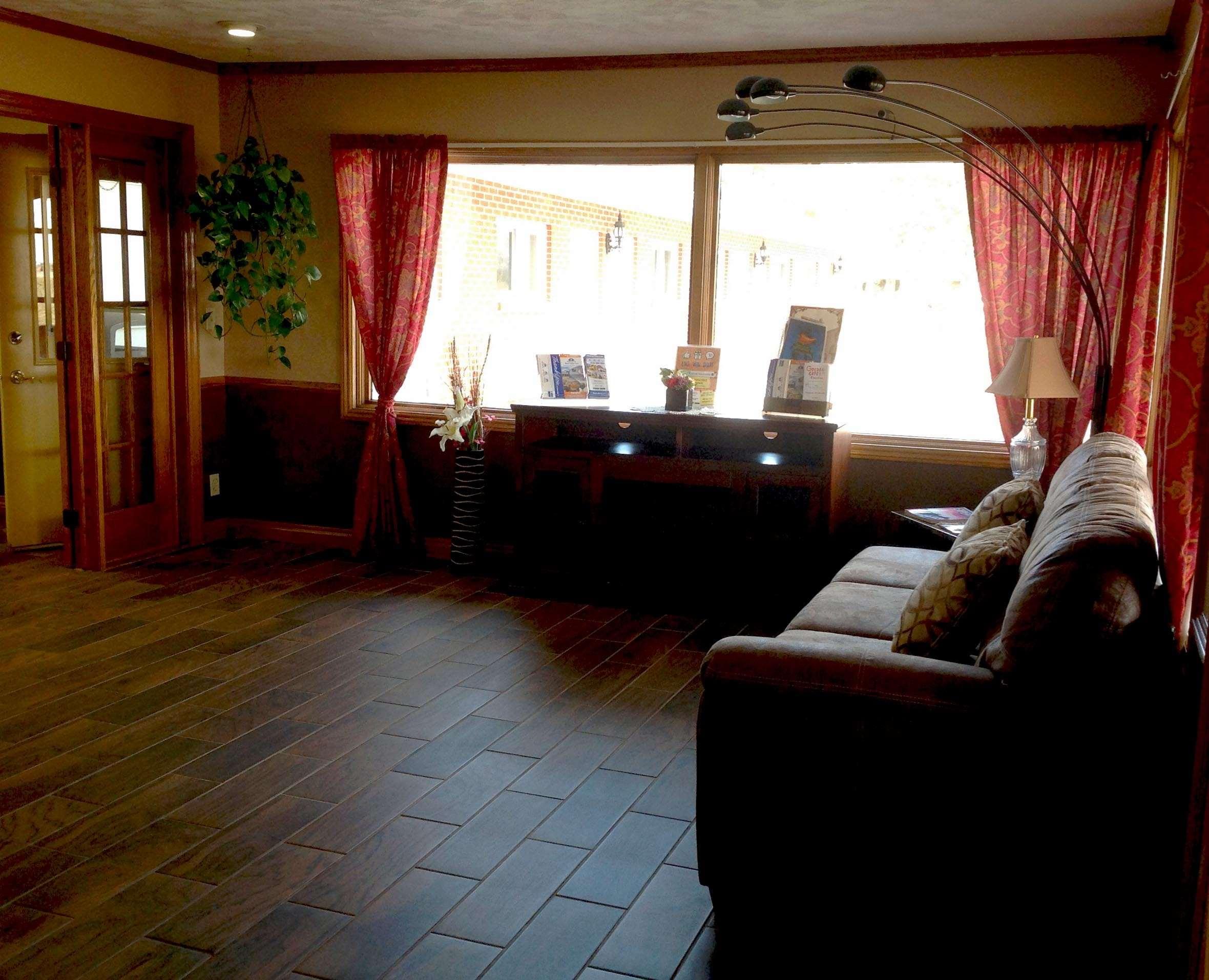 Americas Best Value Inn York - photo 11