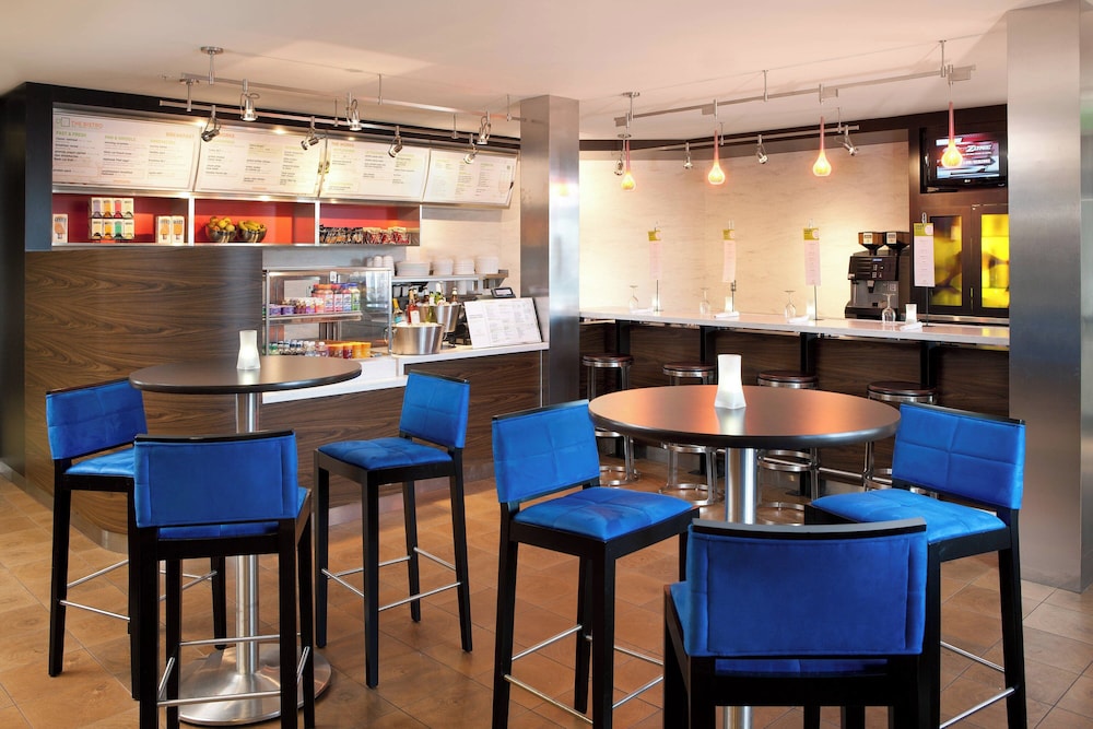 Courtyard by Marriott Oakland Airport - photo 55