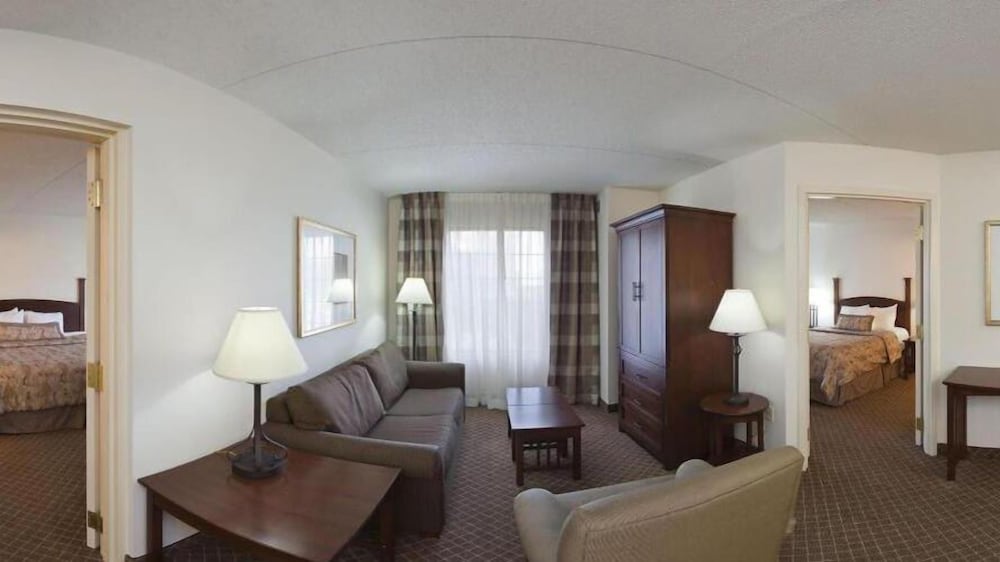 Staybridge Suites Indianapolis Airport by IHG - photo 60