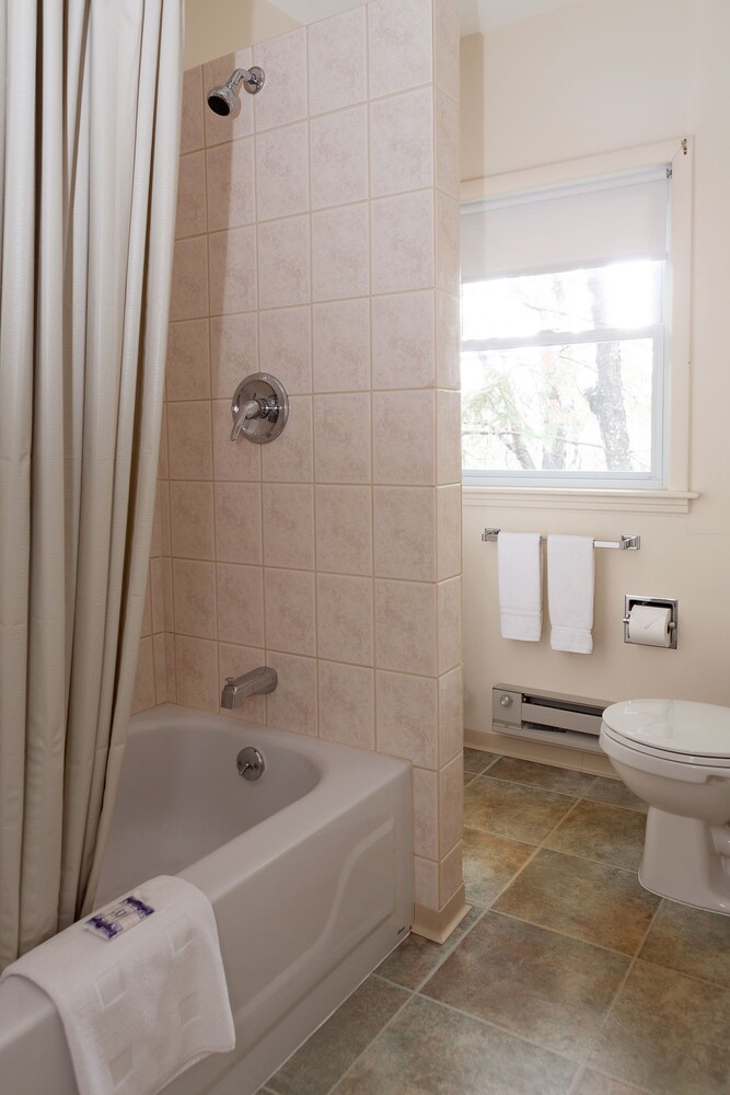 Town & Country Motor Inn - photo 29