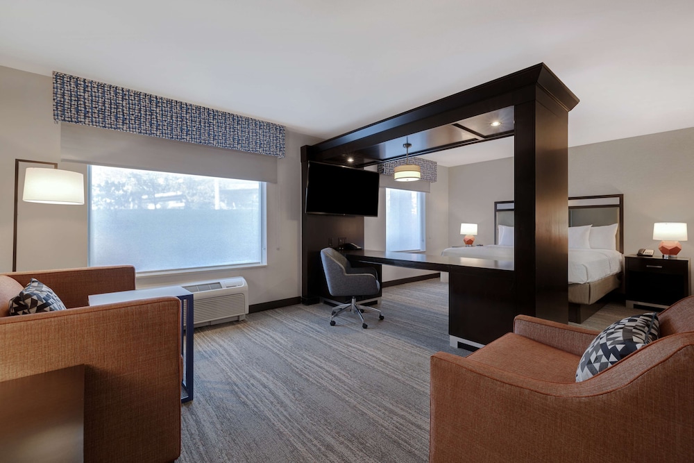 Hampton Inn & Suites Seattle Federal Way - photo 21