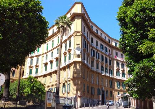Amedeo Suite Il salotto di Napoli — 4-Star Luxury Hotel in Naples, Italy