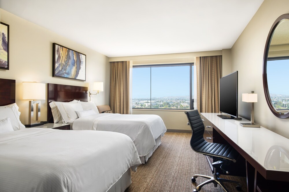 The Westin Los Angeles Airport - photo 18