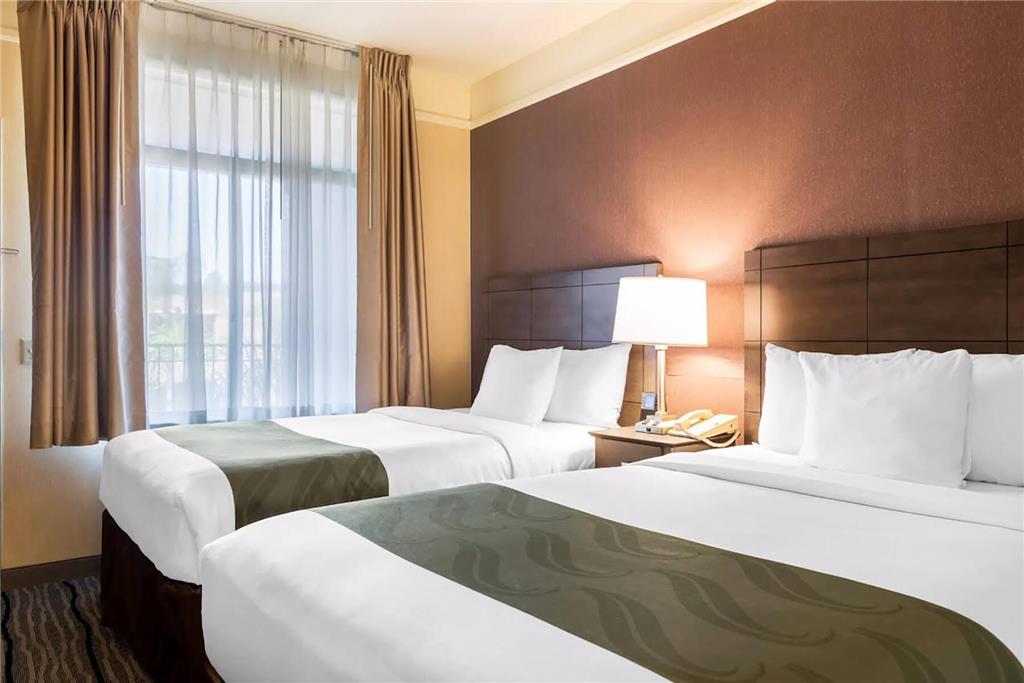 Ramada Suites by Wyndham San Diego - photo 5