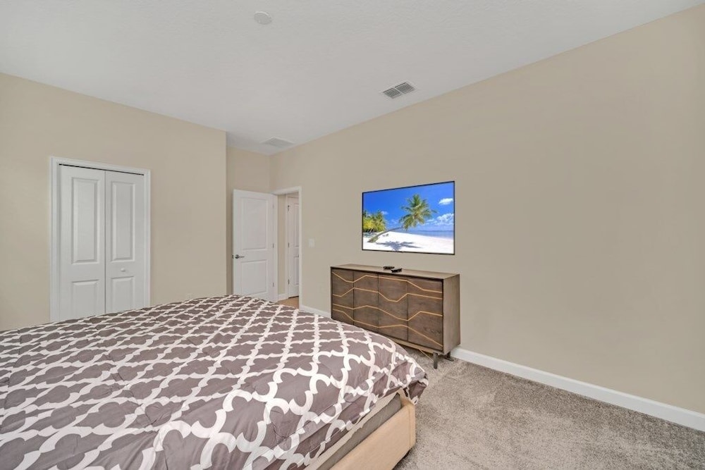 Ultimate 9 Champions Gate Resort Property With Spa 9 Bedroom Villa by RedAwning Kissimmee - photo 5