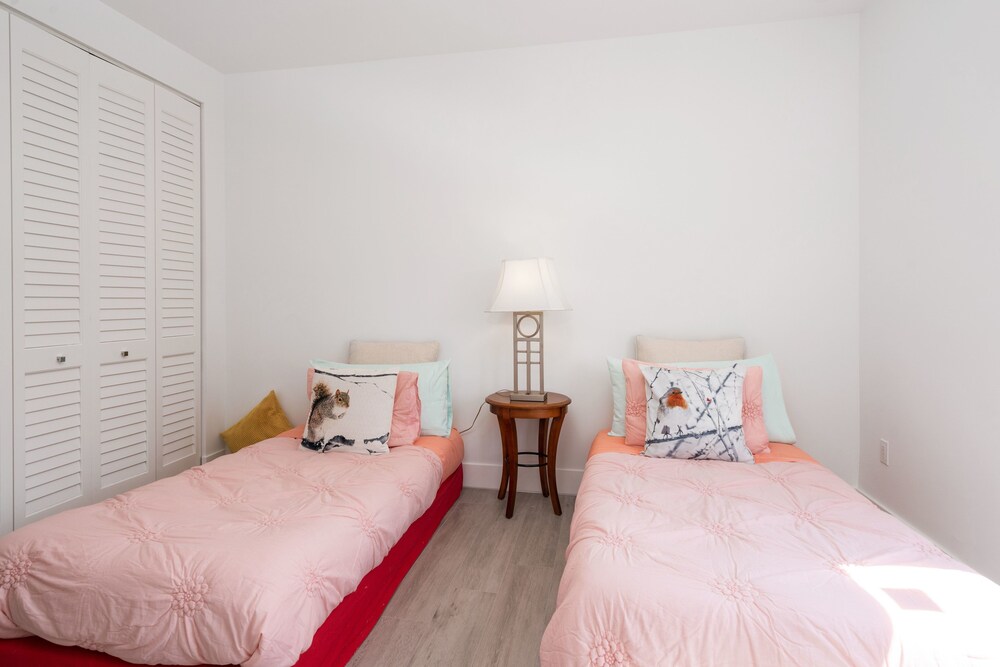 4BR Pool Townhome Duplex by Jos17 - photo 7