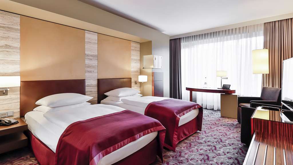 Dorint Hotel am Heumarkt — Koeln — photo 5