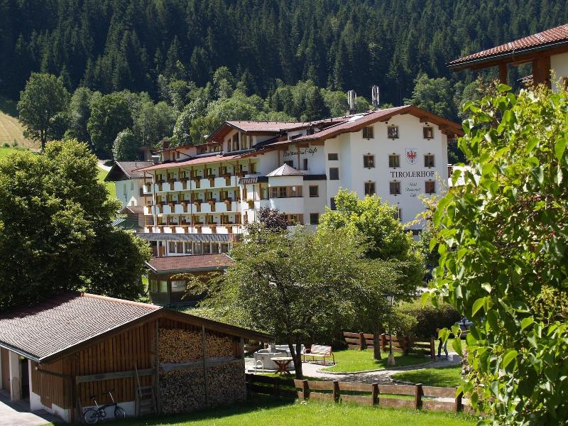 Landhotel Tirolerhof Wildschönau PREMIUM Card im Sommer - carbon neutral hotel in Wildschoenau