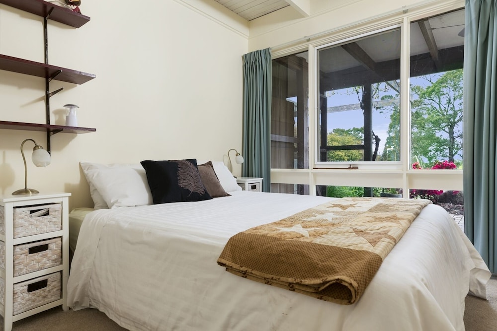 Gisborne Peak Winery Cottages — Gisborne — photo 5