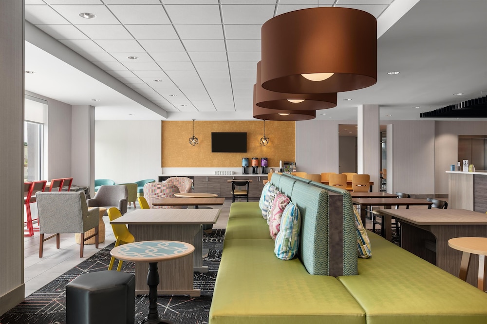 Home2 Suites by Hilton Cincinnati Eastgate - photo 19