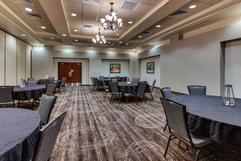 Drury Inn & Suites Phoenix Happy Valley - photo 64
