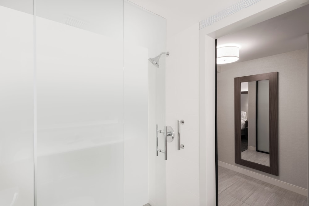 Holiday Inn Express Boston Waltham by IHG - photo 17