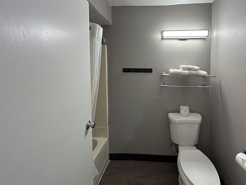 Studio 6 San Diego Ca Hotel Circle Mission Valley - photo 15