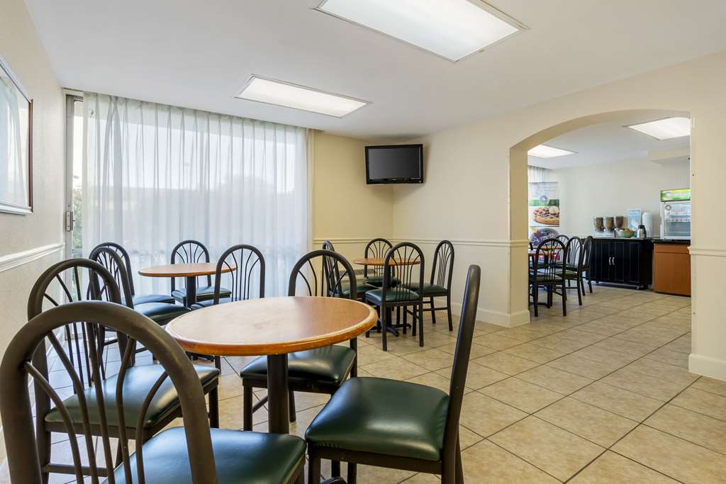 Quality Inn & Suites NRG Park Medical Center - photo 31