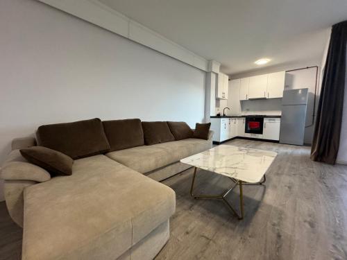 Apartament Central — 4-Star Luxury Hotel in Craiova, Romania