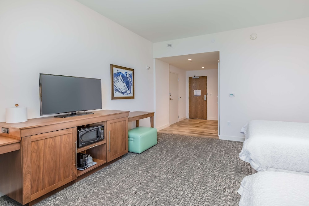Hampton Inn & Suites Panama City Beach Beachfront - photo 37