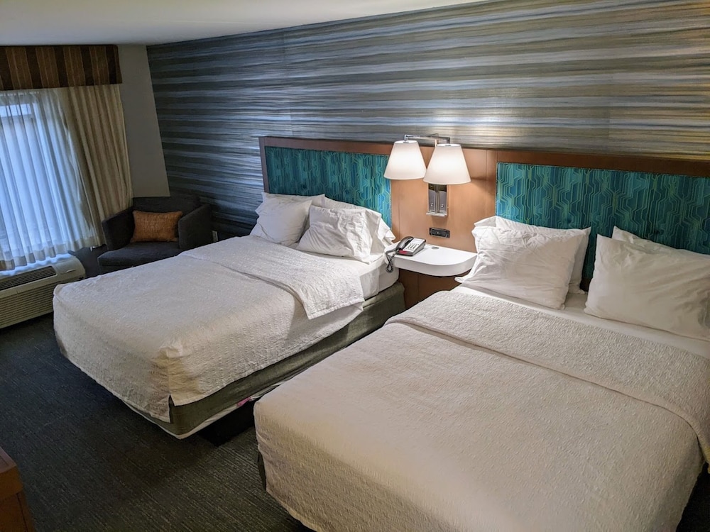 Hampton Inn Atlanta Canton - photo 8