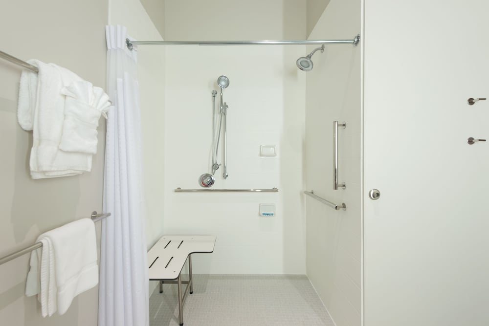 Holiday Inn Express & Suites St. Louis Chesterfield by IHG - photo 19