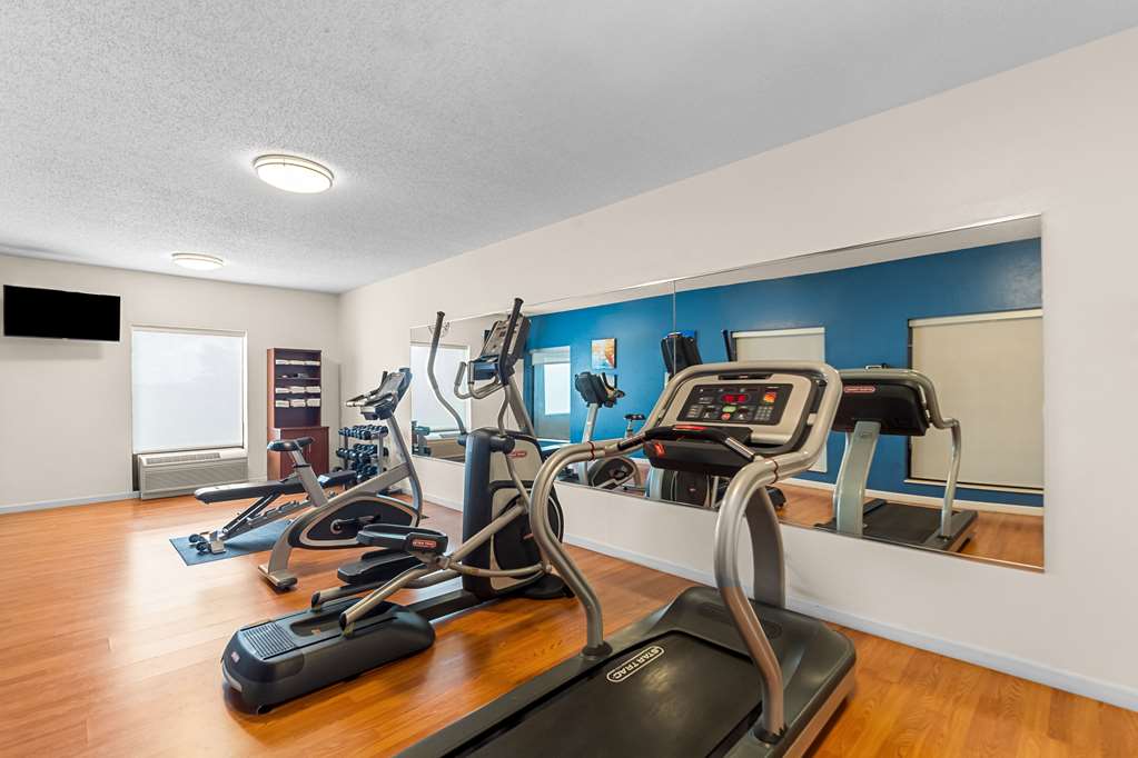 Comfort Suites Vincennes - photo 26
