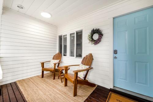 Retro Cottage Hot Tub Putting Green walk to all — 4-Star Luxury Hotel in Thousand Oaks, United States