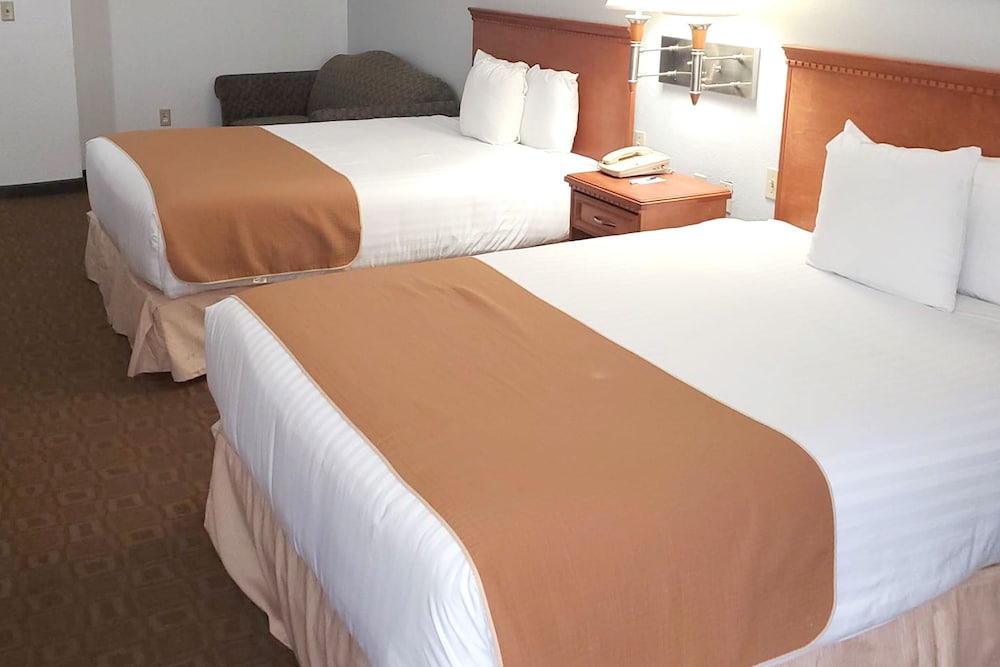 Coratel Inn & Suites by Jasper New Braunfels IH 35 EXT 189 - photo 20