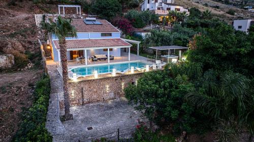 Villa Luna Scopello — 4-Star Luxury Hotel in Castellammare Del Golfo, Italy