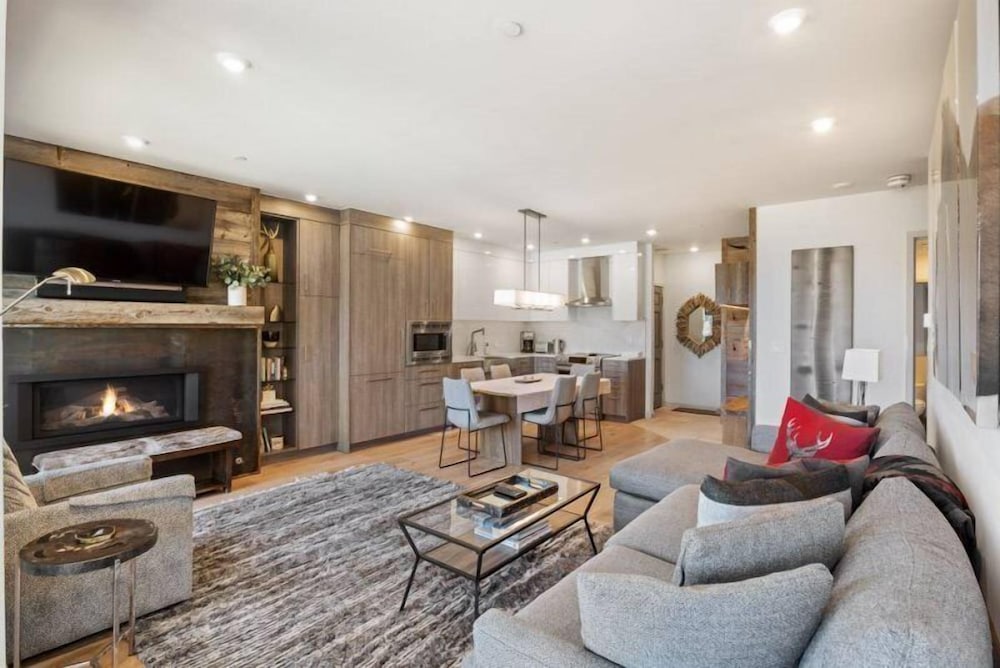 Snowmass Village by Gondola Resorts - photo 15