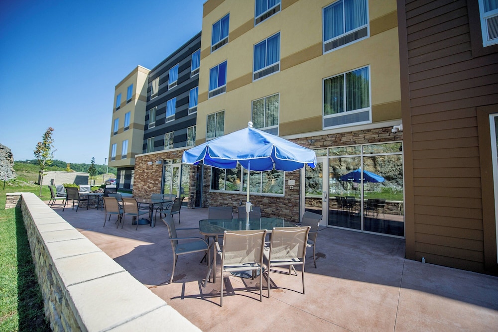 Fairfield Inn & Suites Cambridge - photo 40