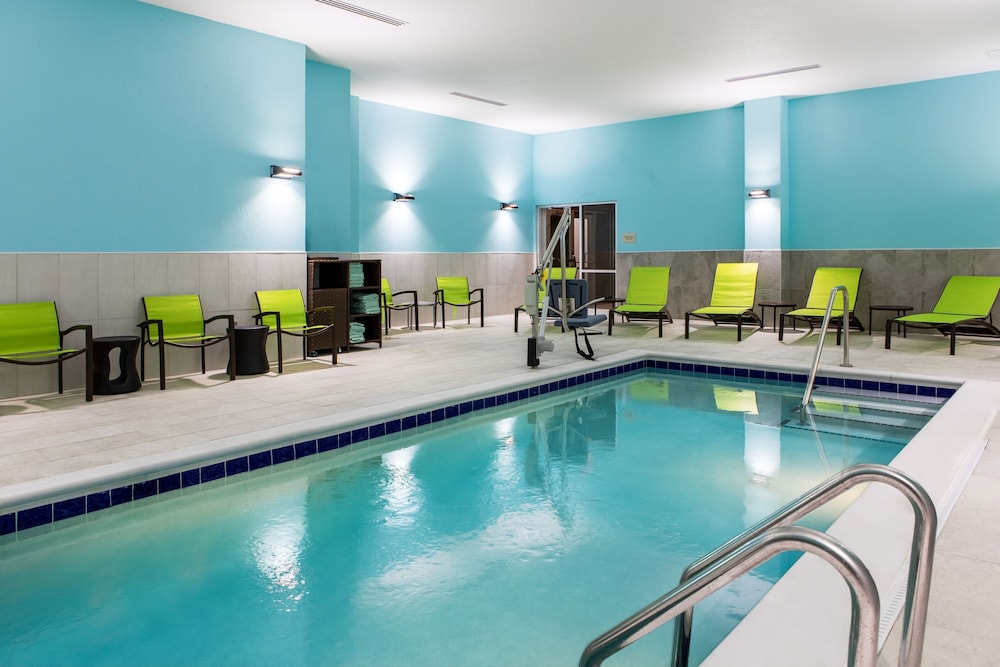 SpringHill Suites Chester - photo 22