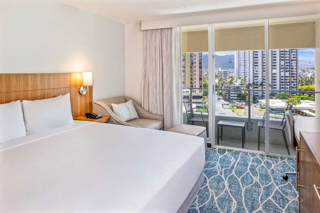 Hyatt Place Waikiki Beach - photo 8