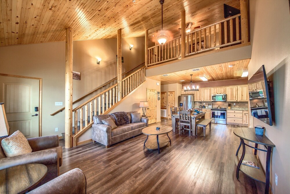 Old Mills Resort OM A8 3 Bedroom Condo by RedAwning - featured photo