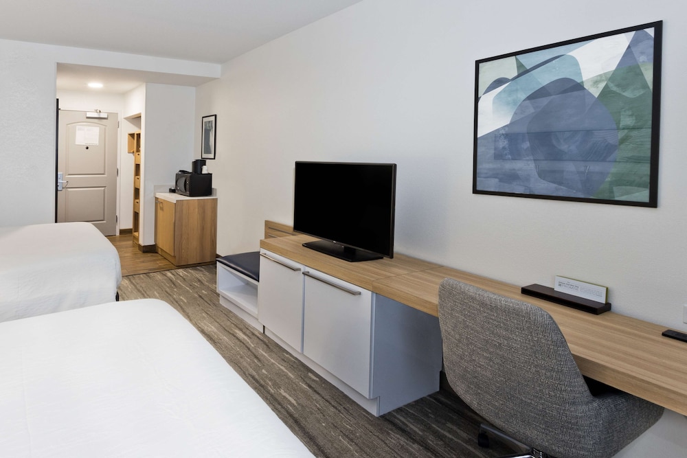 Hilton Garden Inn Birmingham SE Liberty Park - photo 15