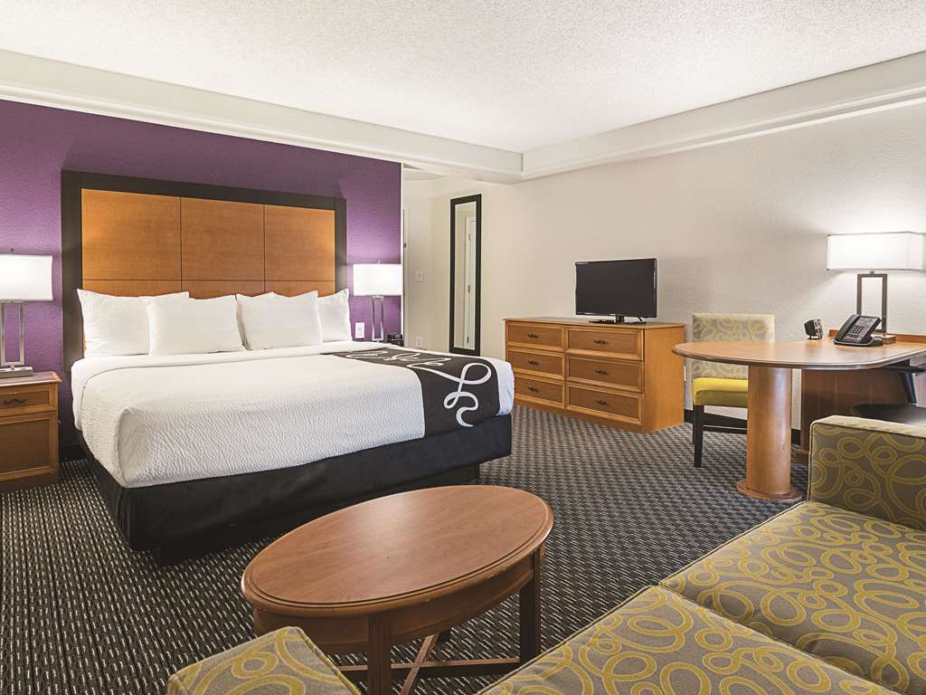 La Quinta Inn by Wyndham and Conference Center San Angelo - photo 24