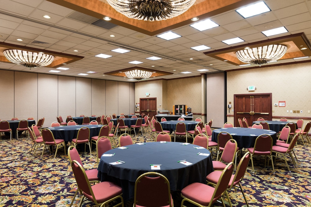Holiday Inn Sacramento Downtown Arena by IHG - photo 50