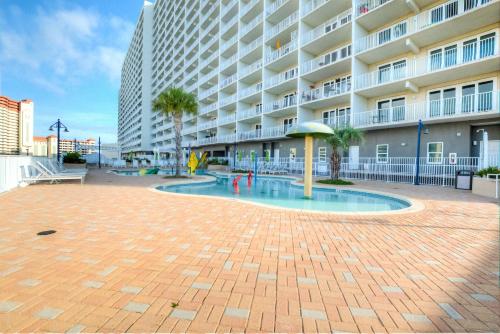 Laketown Wharf 535 By Aneliya - photo 4