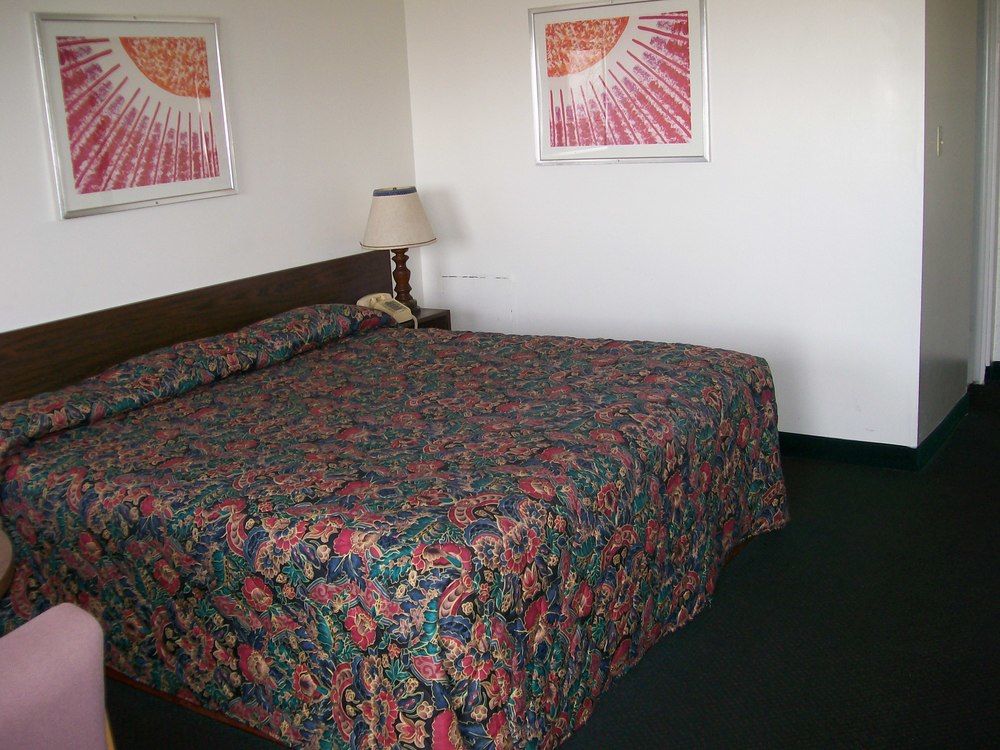 Valu Inn Cedar City - photo 7