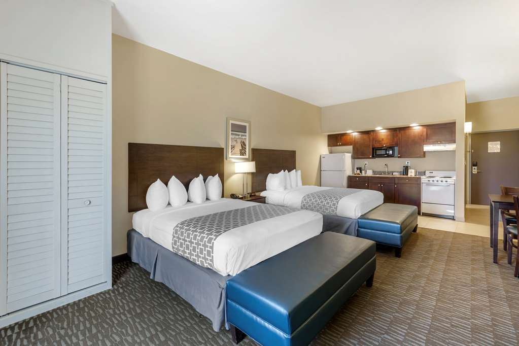 Best Western Naples Plaza Hotel - photo 34