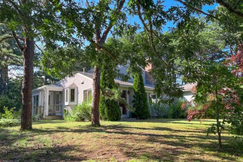 Silver Spring - carbon neutral hotel in Wellfleet