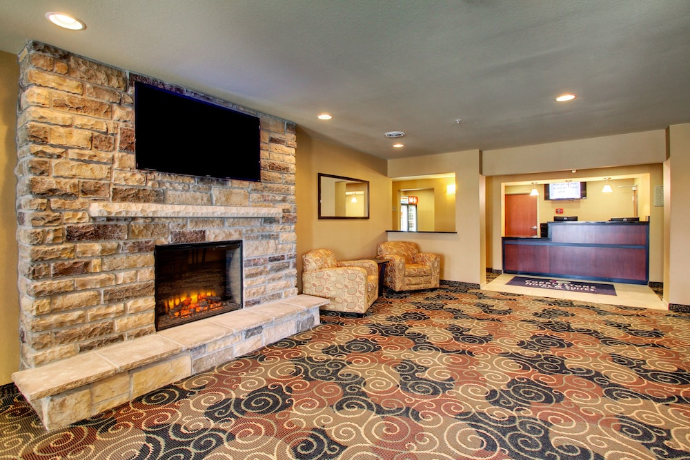 Stanton Inn & Suites - photo 3