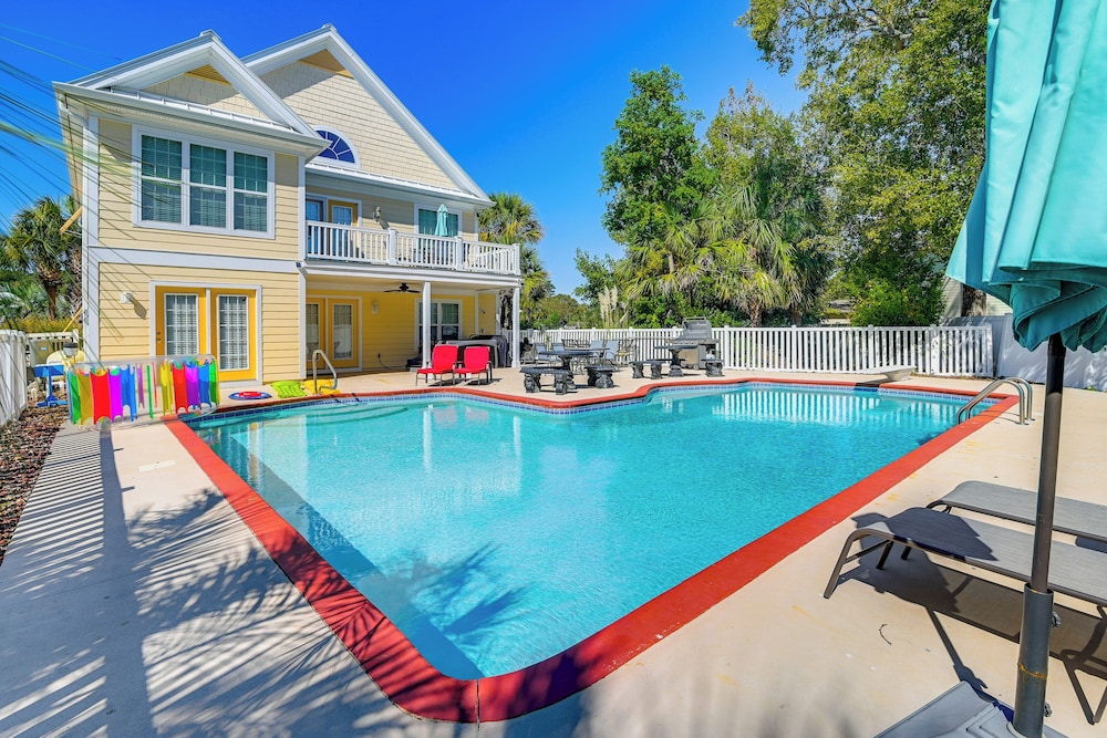 1 Mi To Beach And Hot Tub Murrells Inlet Retreat — Myrtle Beach