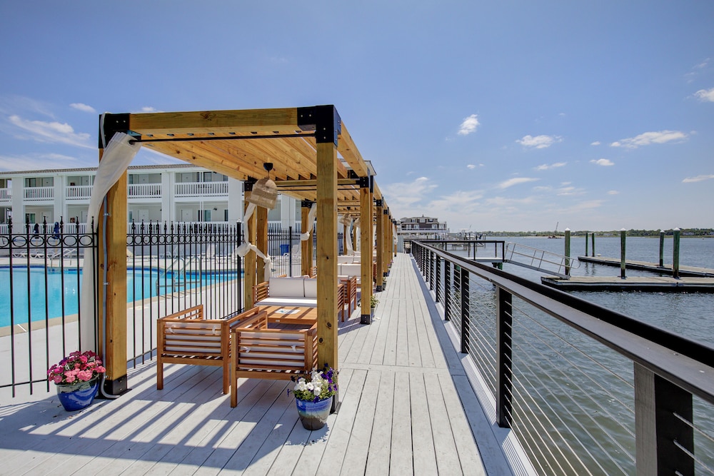 Beachwalk - photo 48
